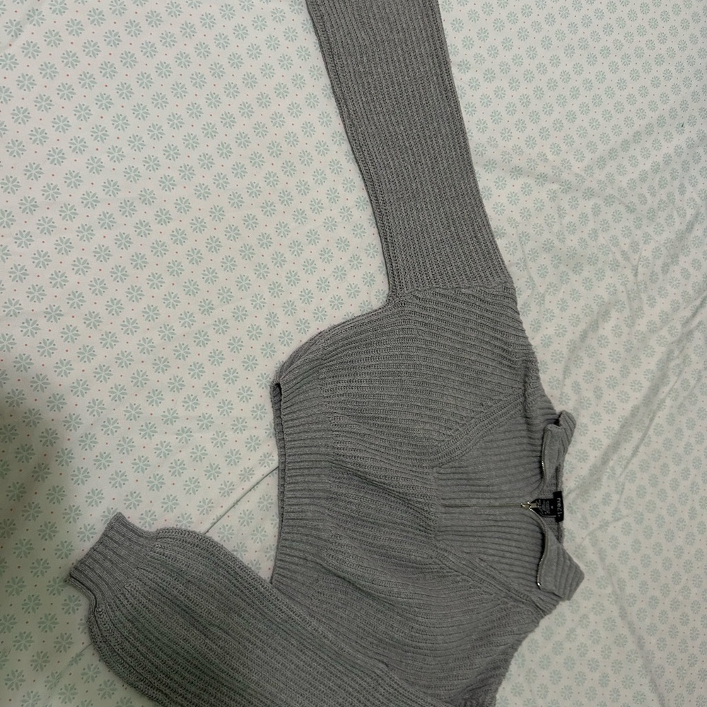 Rue21 Heather Gray Zip-Up Sweater